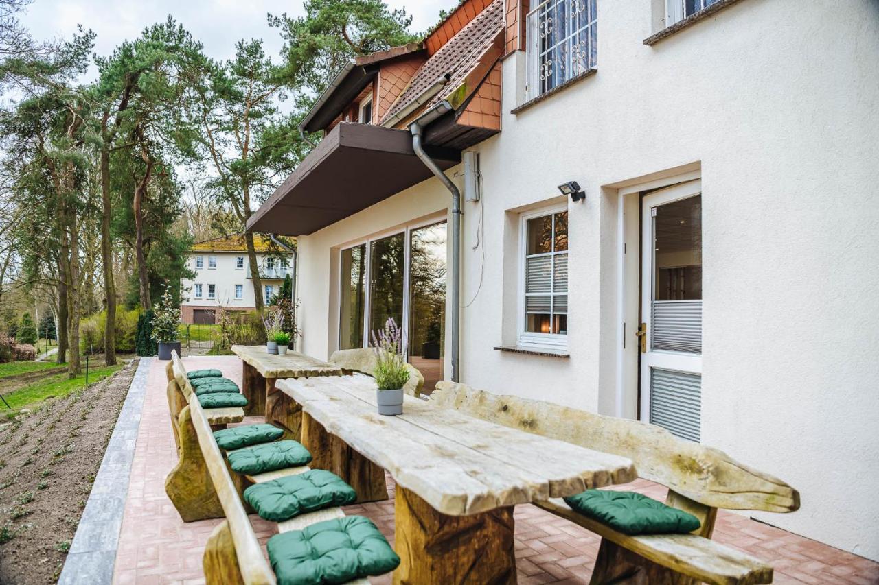 Xxl Ferienhaus Goldberger See - Sauna - 16 Personen Экстерьер фото