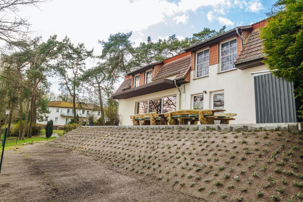 Xxl Ferienhaus Goldberger See - Sauna - 16 Personen Экстерьер фото