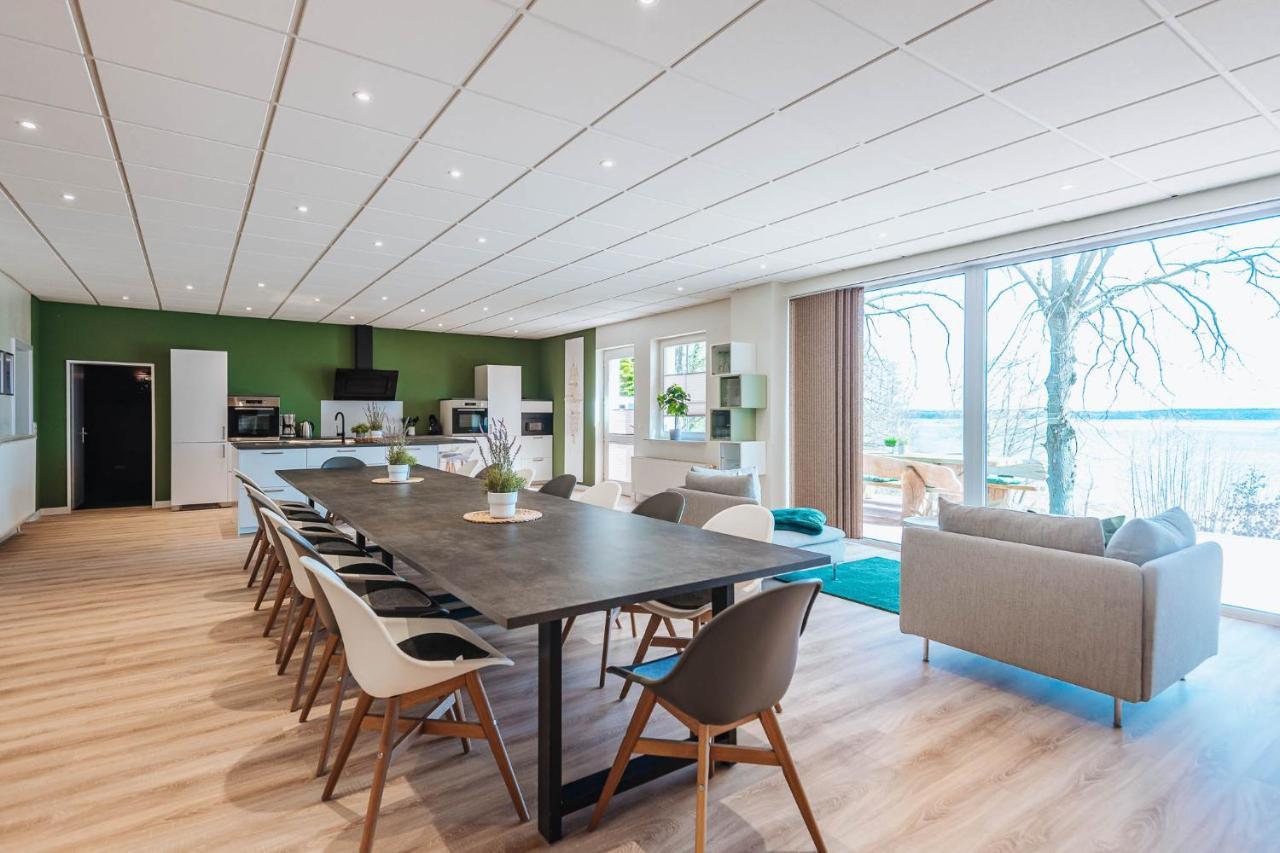Xxl Ferienhaus Goldberger See - Sauna - 16 Personen Экстерьер фото